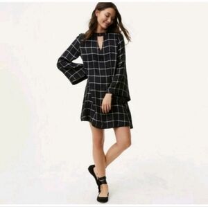 Ann Taylor Loft Black White Windowpane Plaid Flare Sleeve Shift Dress